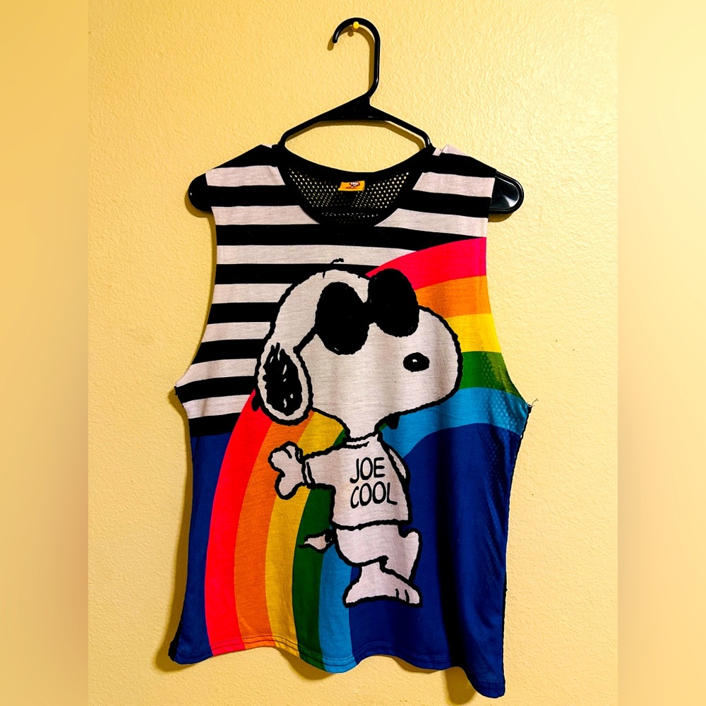 Peanuts by Schultz tank top with netting/mesh at the back.